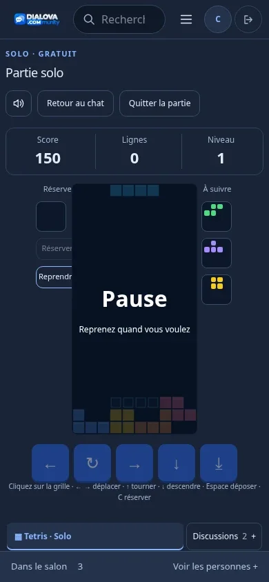 Le Tetris de Dialova sur un écran de téléphone : grille en pause, score, réserve, prochaines pièces et commandes tactiles.